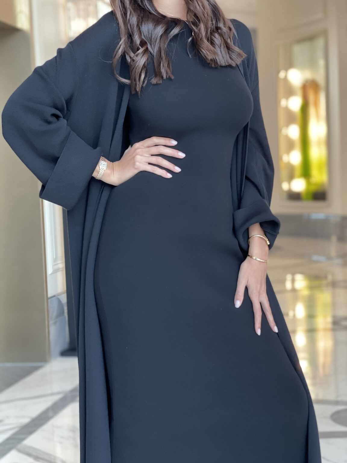 Bagira schwarzes ärmelloses langes Kleid